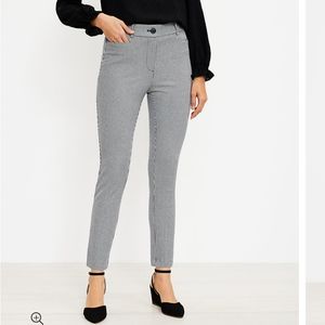LOFT The Skinny, size 2 curvy, dress pant. Black herringbone color, never worn.